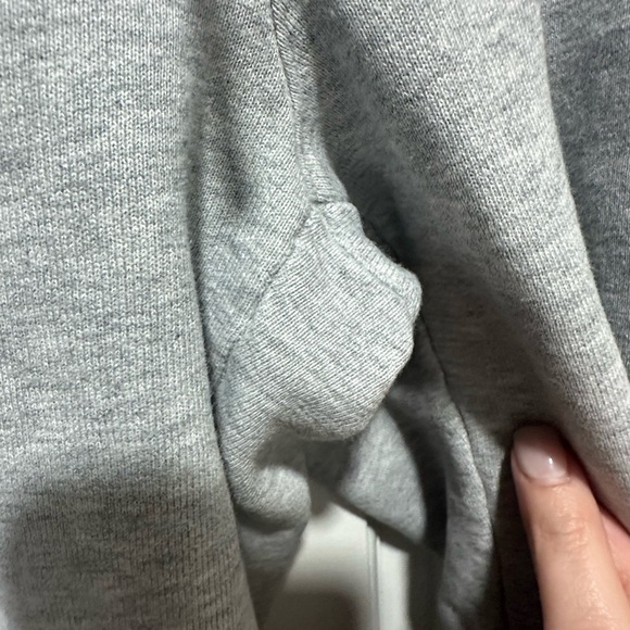 Aritzia Heather Gray Sweat Fleece Cozy Fleece Mega Fit Size Small NWOT - Picture 3 of 6